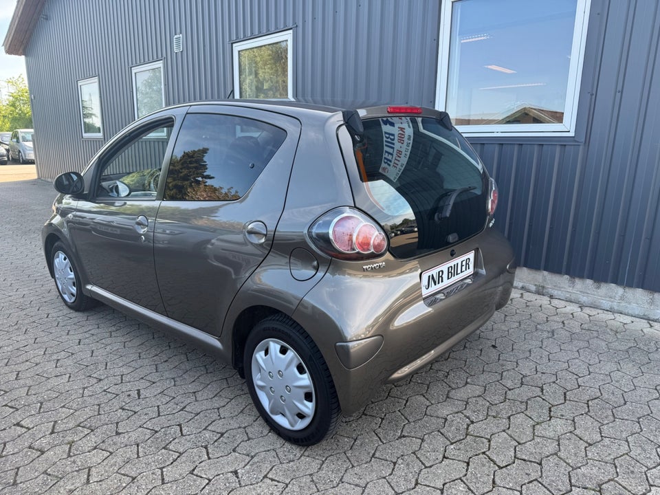 Toyota Aygo 1,0 VVT-i T2 Air 5d