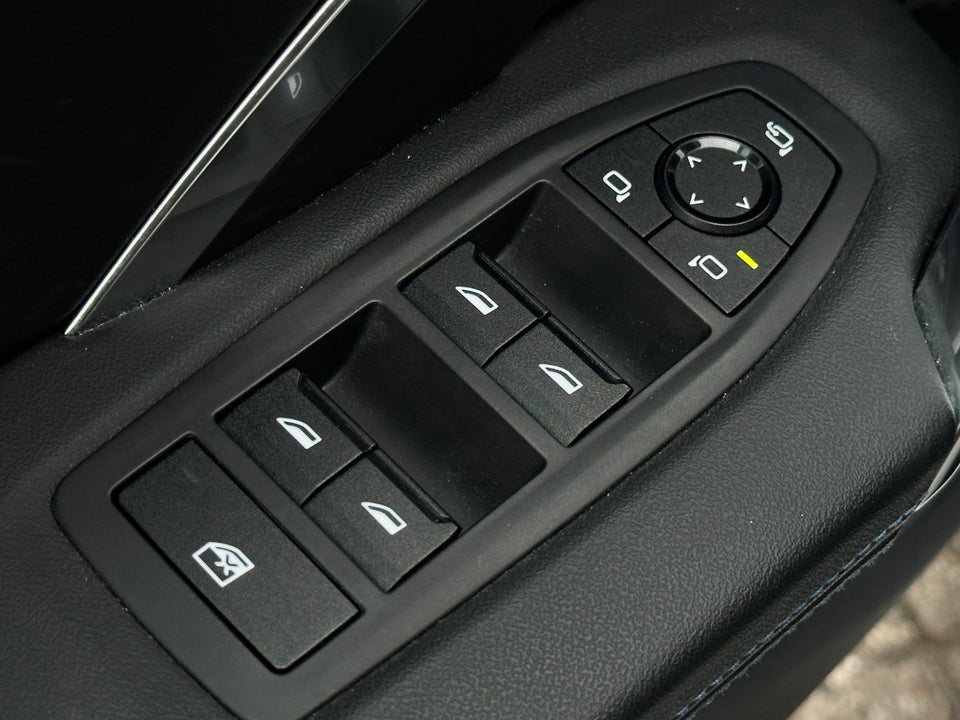 BMW iX1 eDrive20 M-Sport 5d