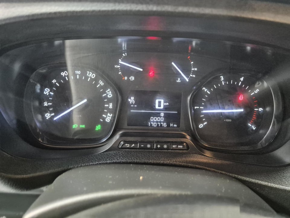 Peugeot Expert 2,0 BlueHDi 150 L3 Premium Van