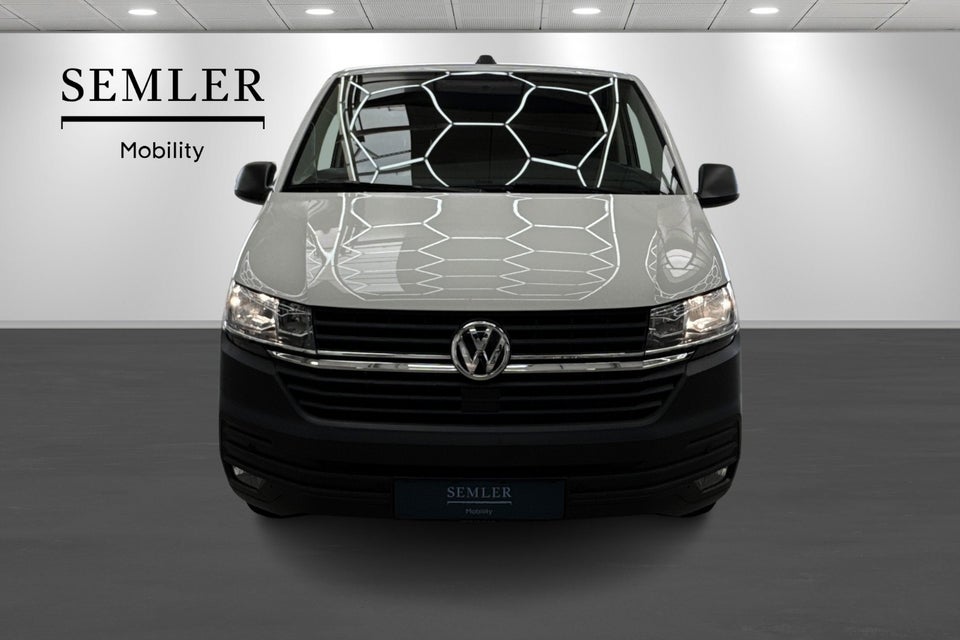 VW Transporter 2,0 TDi 150 Kassevogn lang