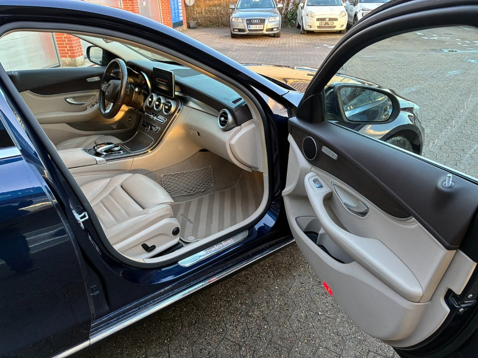 Mercedes C200 2,0 AMG Line aut. 4d