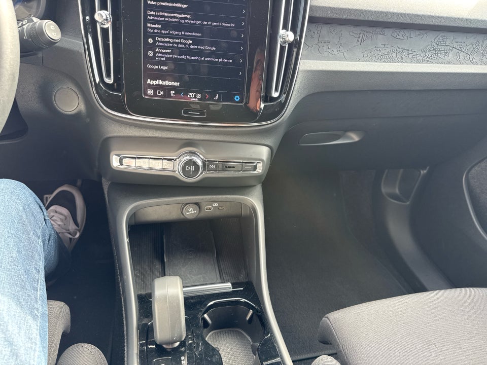 Volvo XC40 P6 ReCharge Core 5d