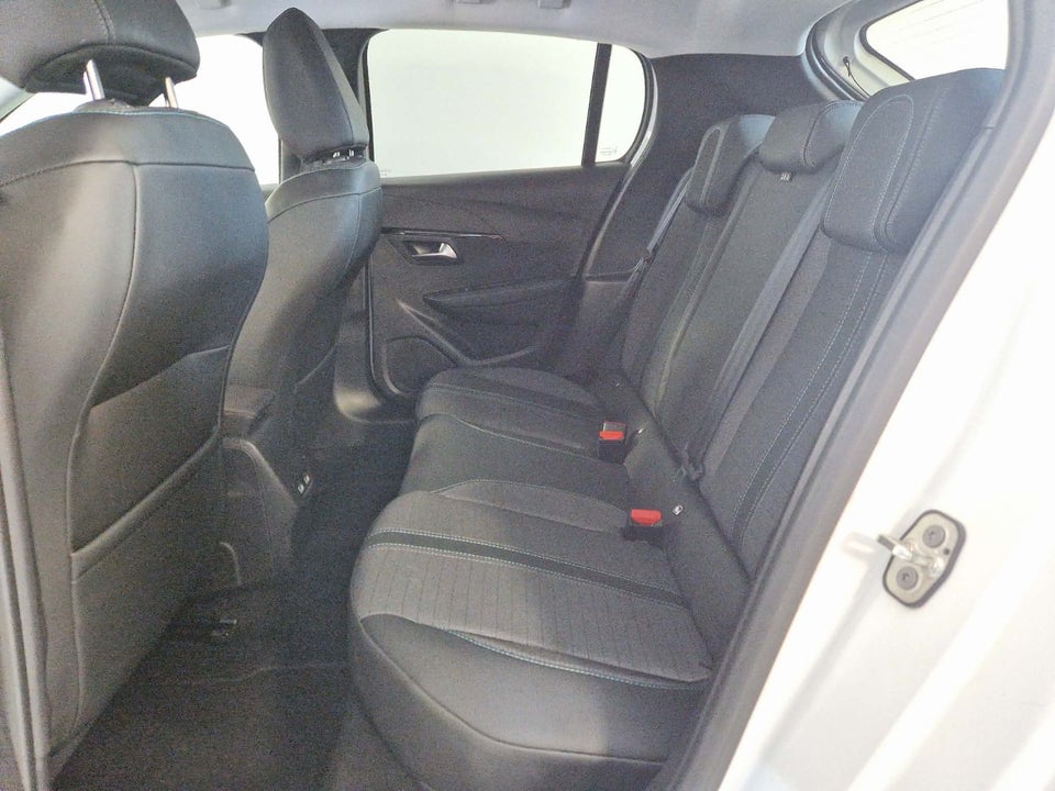 Peugeot 208 1,2 PureTech 100 Allure Grand 5d