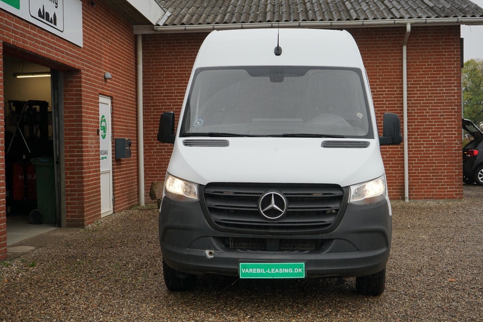 Mercedes Sprinter 317 2,0 CDi A2 Kassevogn aut. RWD
