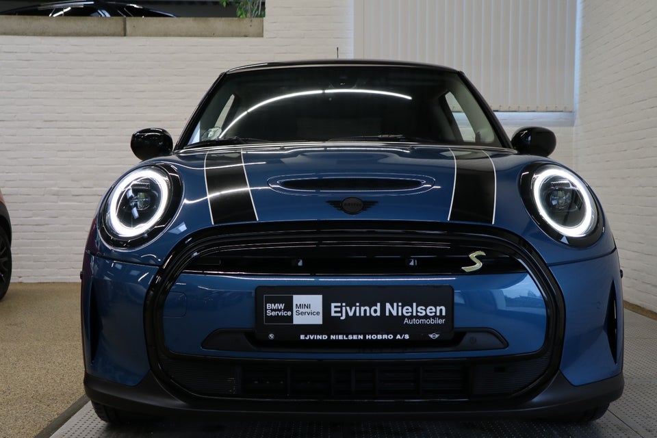 MINI Cooper SE Edition Premium Plus 3d