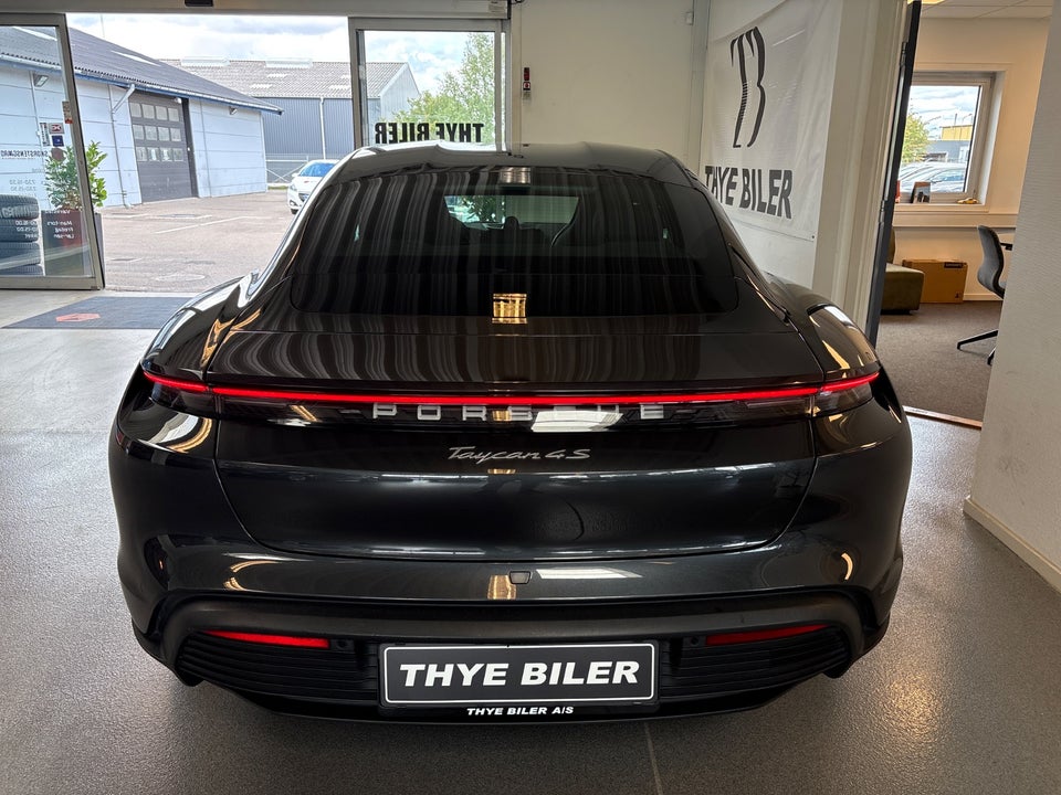 Porsche Taycan 4S 4d