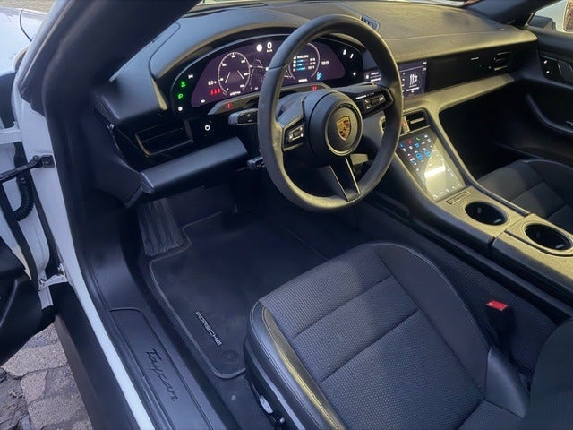 Porsche Taycan Performance+ 4d