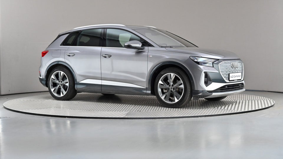 Audi Q4 e-tron 40 S-line 5d