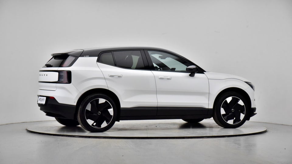 Volvo EX30 Extended Range Ultra 5d