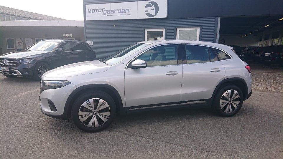 Mercedes EQA250+ Progressive 5d