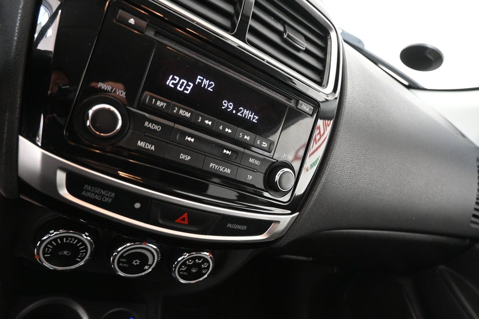 Mitsubishi ASX 1,6 Invite 5d