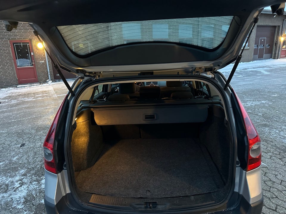 Renault Megane II 1,6 16V Expression 4d