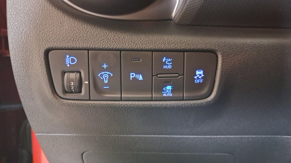 Hyundai Kona 64 EV Ultimate 5d