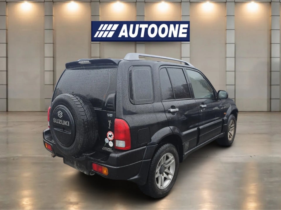 Suzuki Grand Vitara 2,5 V6 Active aut. Van 5d