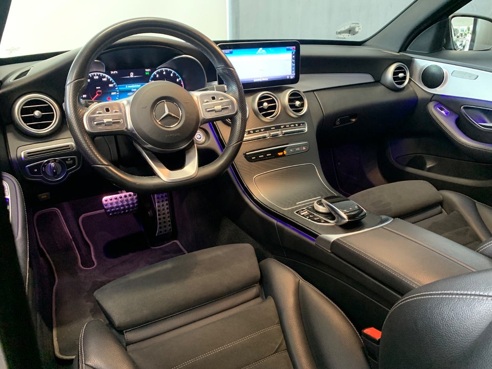 Mercedes C300 2,0 AMG Line stc. aut. 5d
