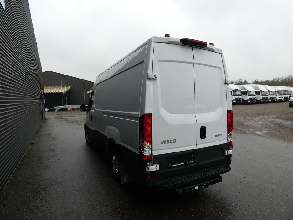 Iveco Daily 3,0 35S18 12m³ Van AG8