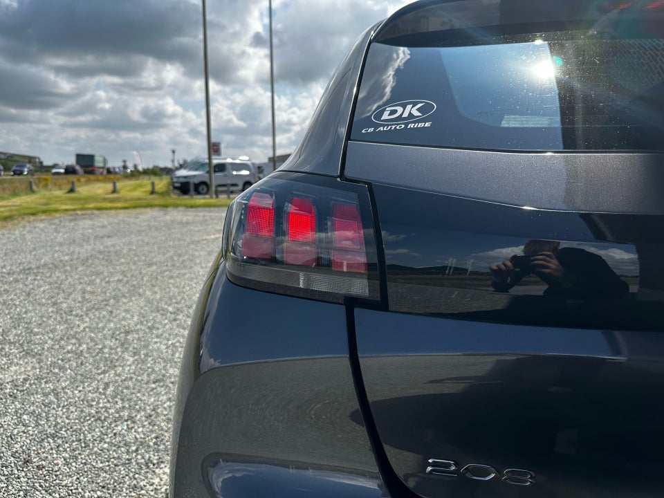 Peugeot 208 1,2 PureTech 75 Style 5d