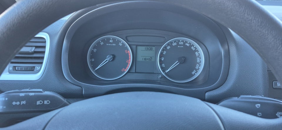 Skoda Fabia 1,4 16V Elegance Combi 5d