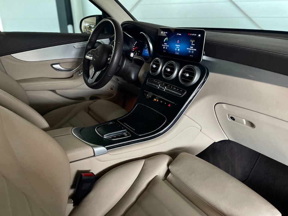 Mercedes GLC300 de 2,0 aut. 4Matic 5d