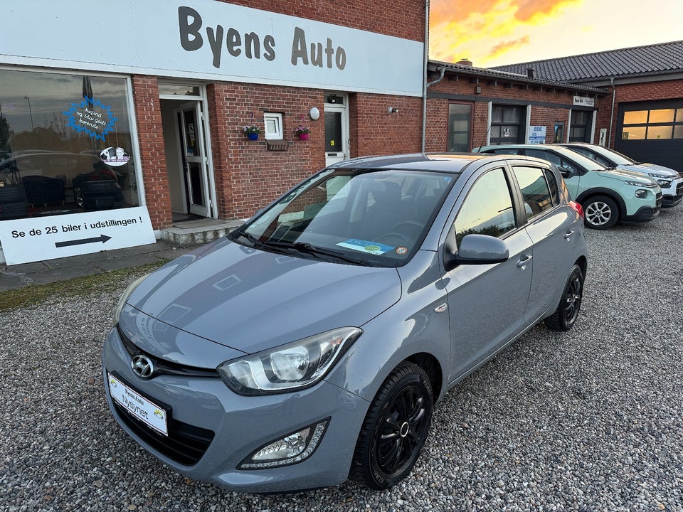 Hyundai i20 1,25 Classic XTR 5d