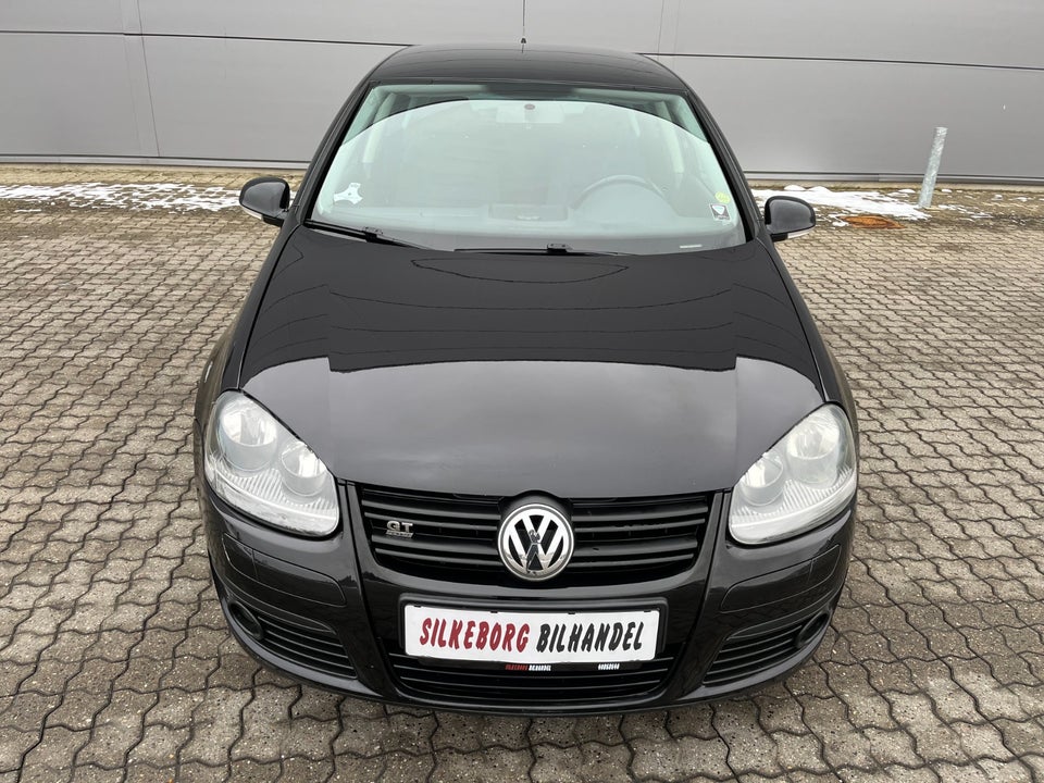 VW Golf V 1,6 GT Sport 5d