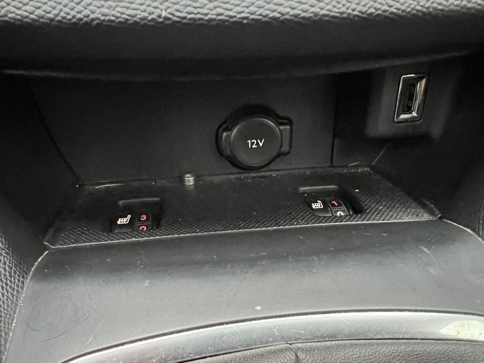 Peugeot 308 1,5 BlueHDi 130 Selection Sky SW 5d