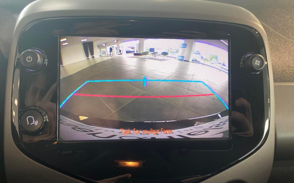 Toyota Aygo 1,0 VVT-i x-press 5d