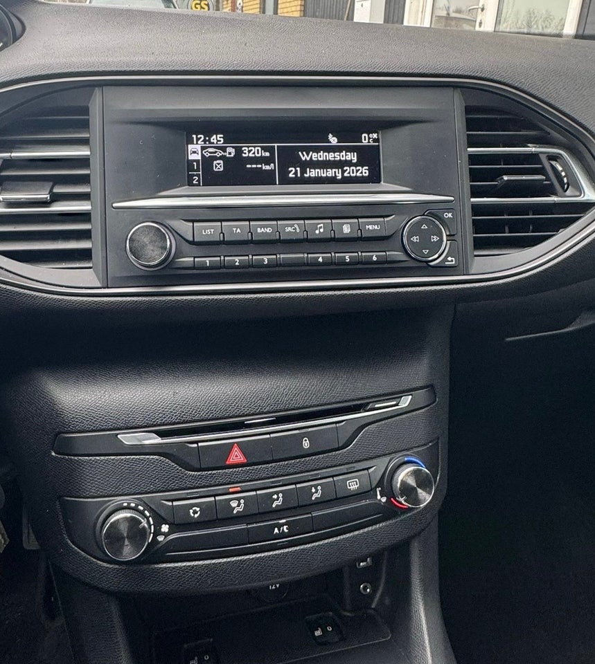 Peugeot 308 1,2 VTi 82 Active 5d