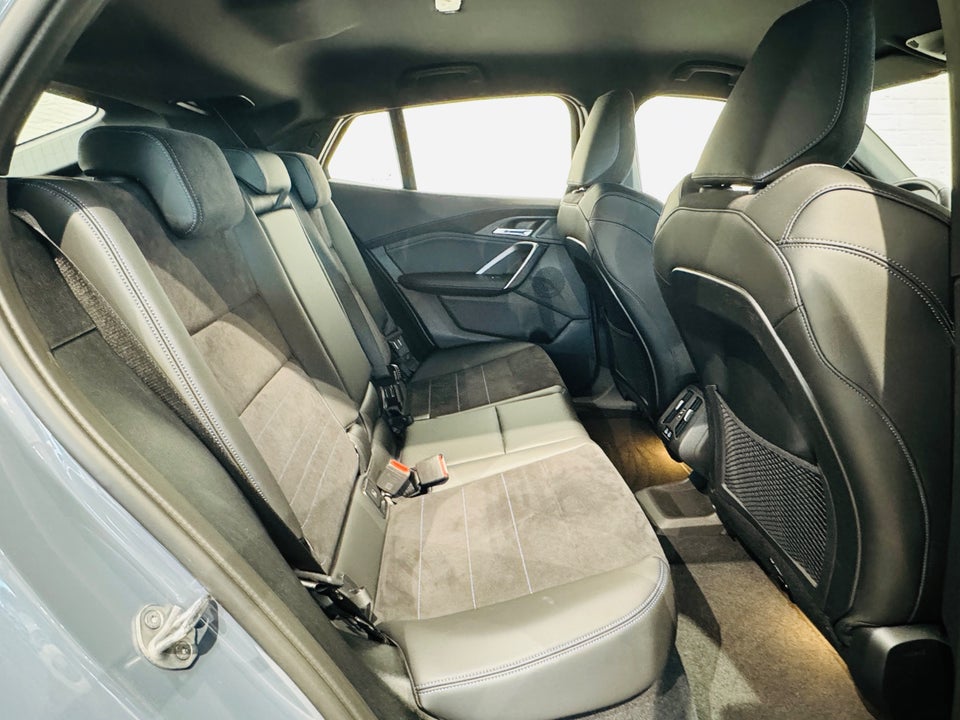 BMW iX2 eDrive20 M-Sport 5d