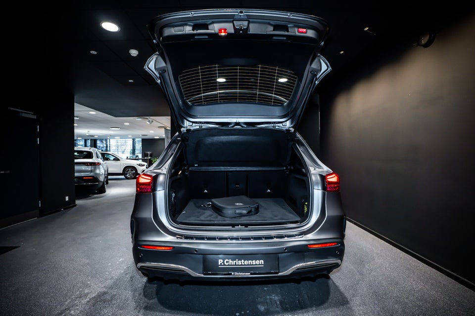 Mercedes EQA250+ AMG Advance 5d