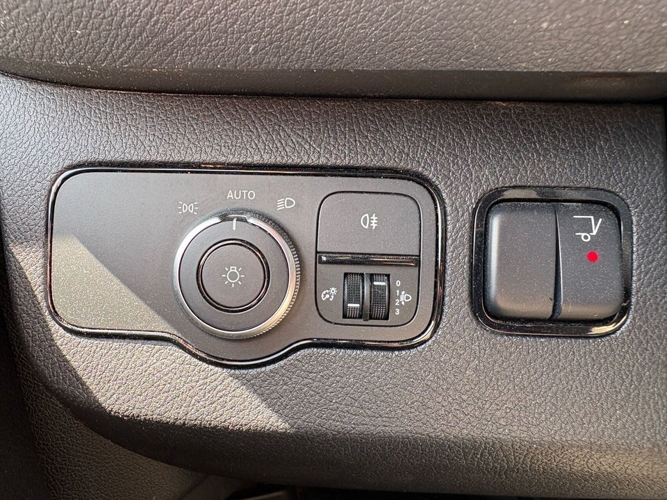 Mercedes Sprinter 317 2,0 CDi A3 Alukasse m/lift aut. RWD 2d