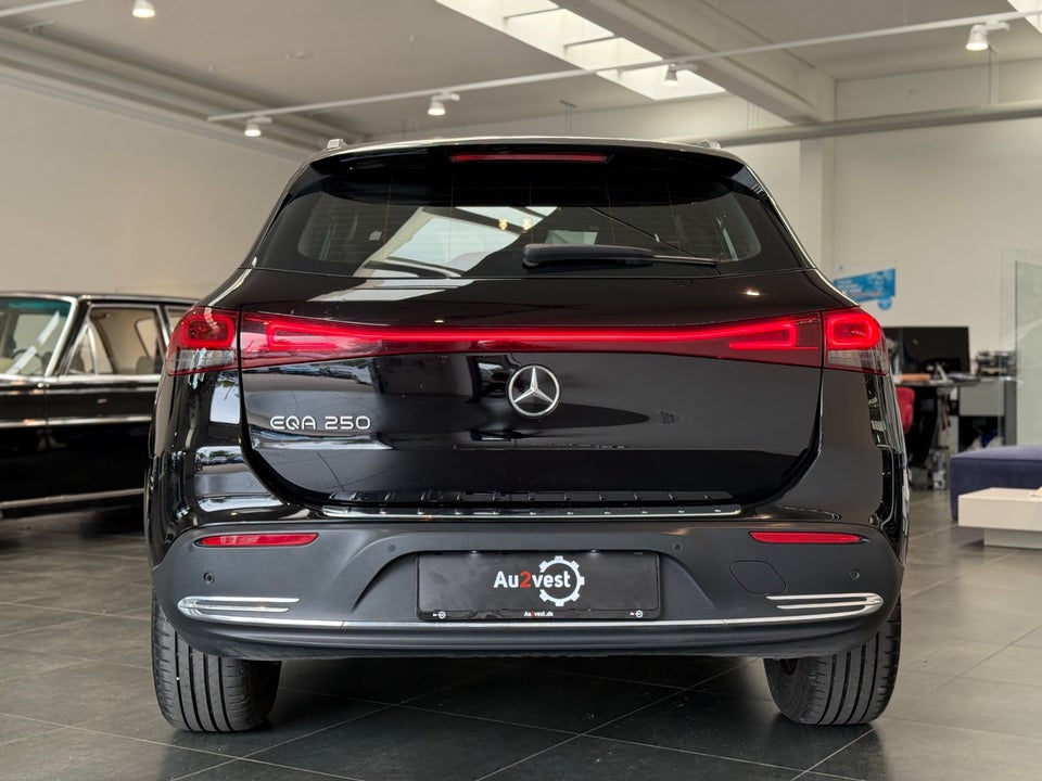 Mercedes EQA250 Progressive 5d