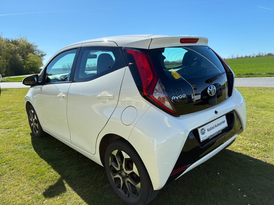 Toyota Aygo 1,0 VVT-i x-pression 5d