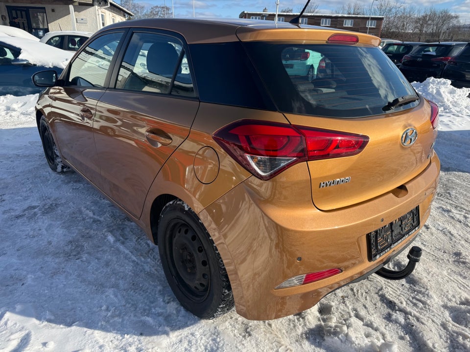 Hyundai i20 1,25 Trend 5d