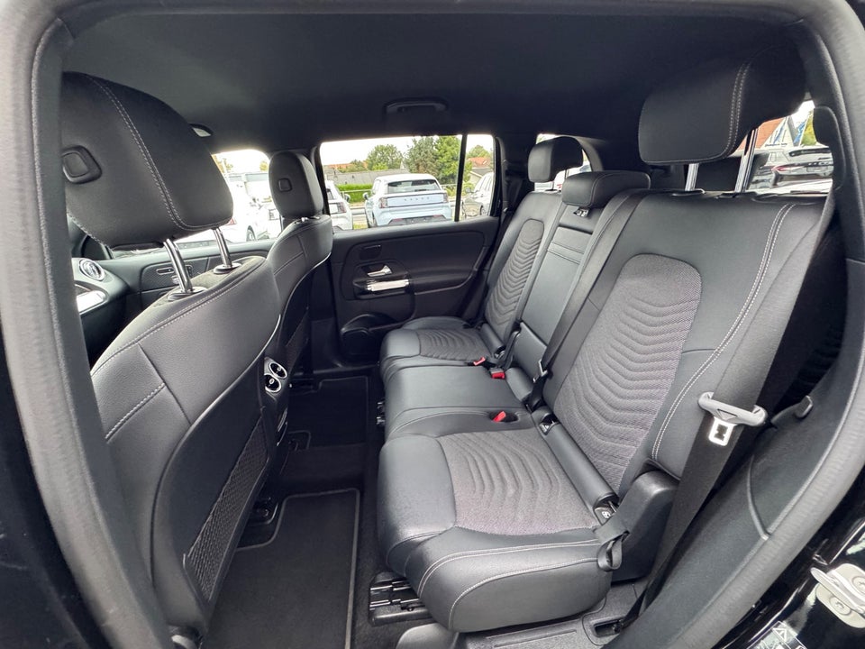 Mercedes EQB300 Progressive 4Matic 7prs 5d
