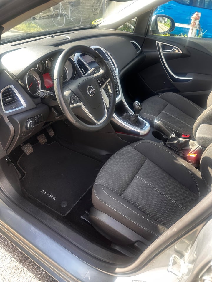 Opel Astra 1,6 T 170 Sport 5d