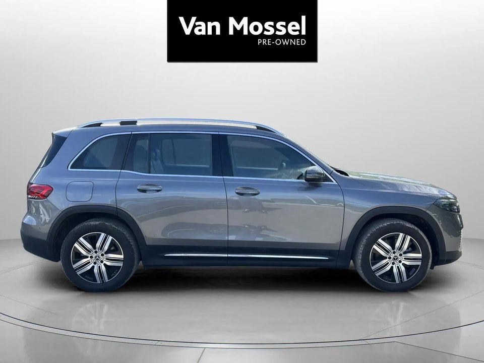 Mercedes EQB300 Progressive 4Matic 5d
