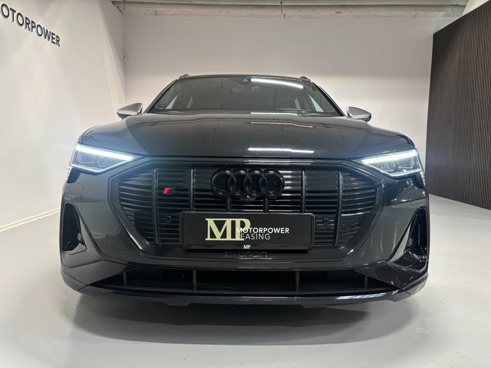 Audi e-tron S quattro 5d