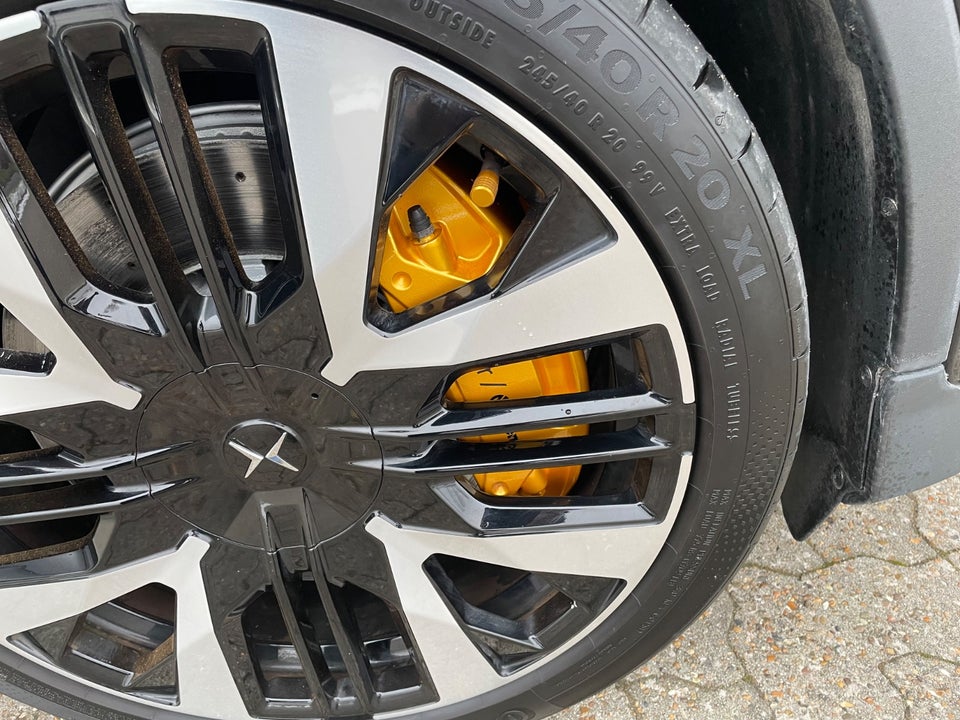 Polestar 2 Performance AWD 5d