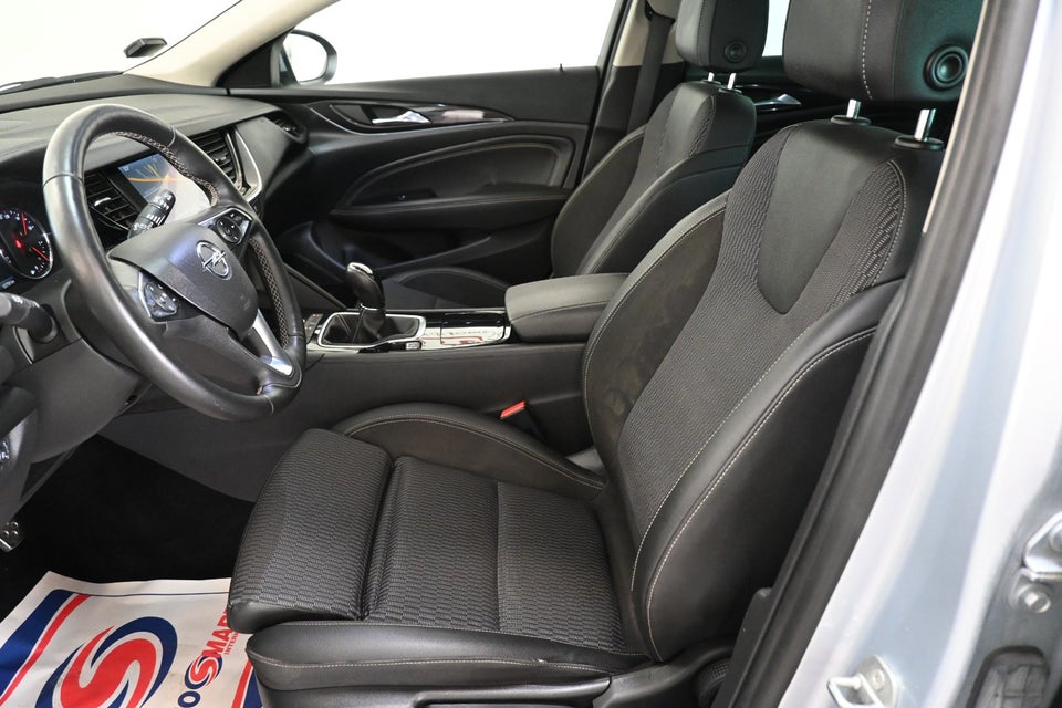 Opel Insignia 1,5 T 165 Dynamic Sports Tourer 5d