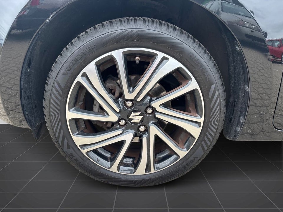 Suzuki Swift 1,2 mHybrid Exclusive CVT 5d
