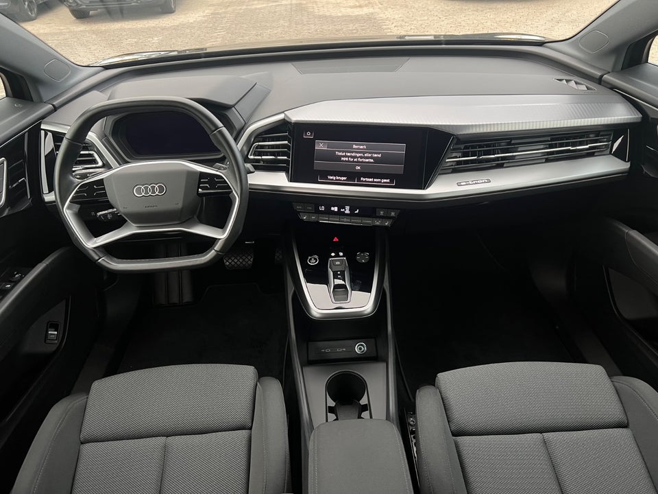 Audi Q4 e-tron 45 Advanced 5d