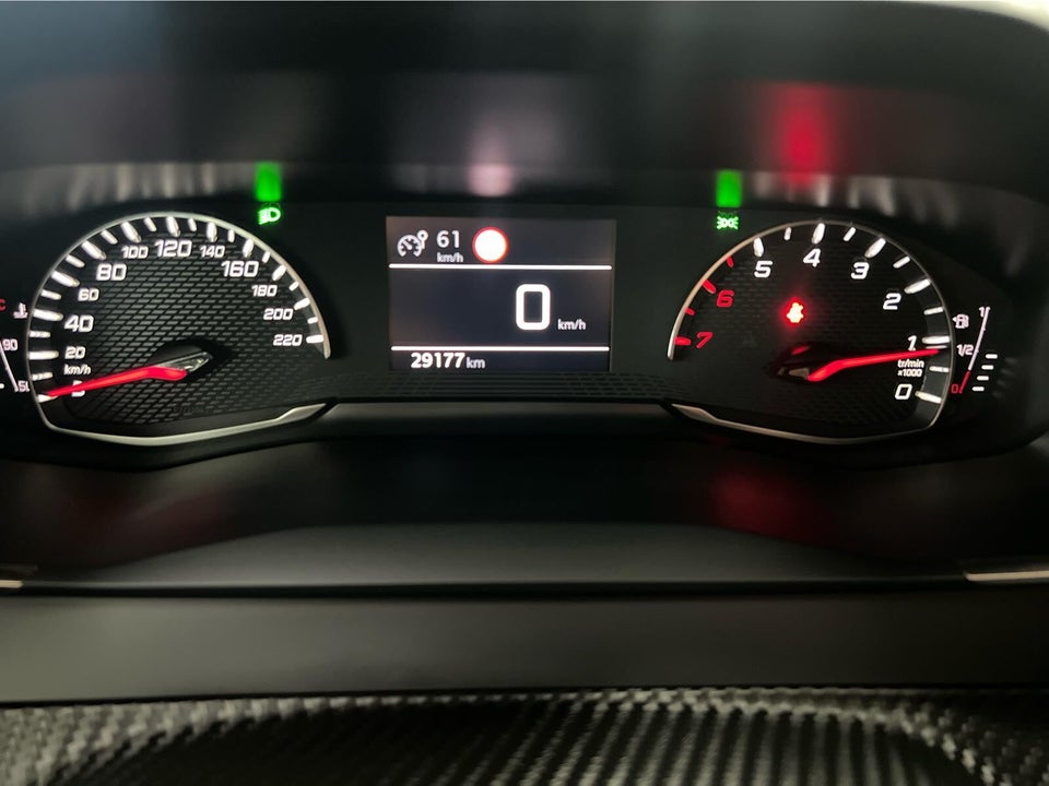 Peugeot 208 1,2 PureTech 100 Allure 5d