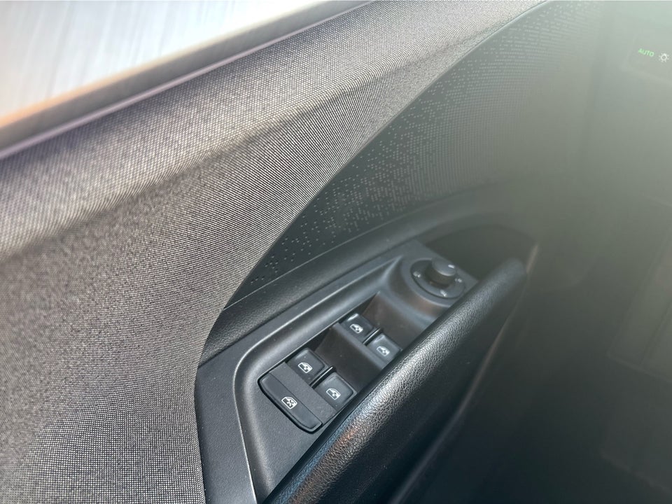 Skoda Enyaq 60 iV Plus 5d