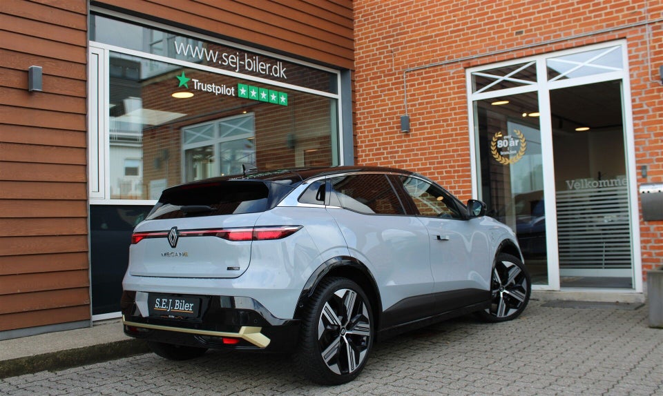 Renault Megane E-Tech 60 Iconic 5d