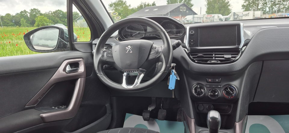 Peugeot 2008 1,2 VTi 82 Allure 5d