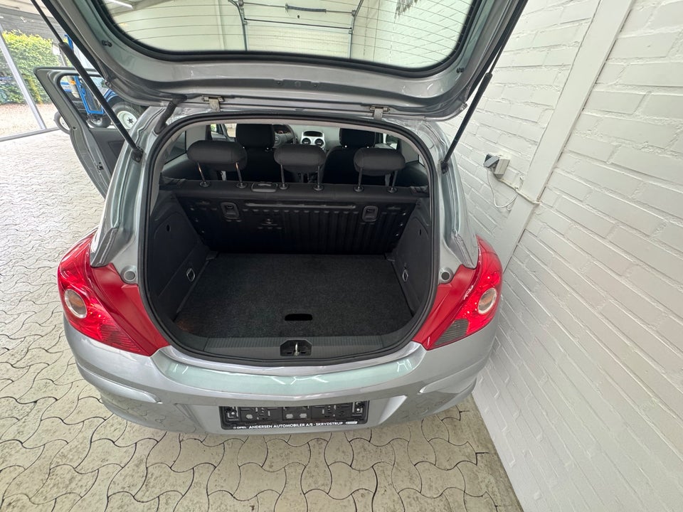 Opel Corsa 1,0 12V Enjoy 3d
