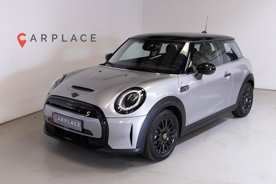 MINI Cooper SE Essential 3d