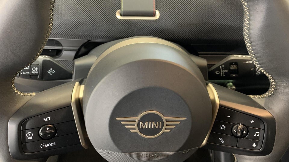 MINI Aceman E Classic Trim S 5d