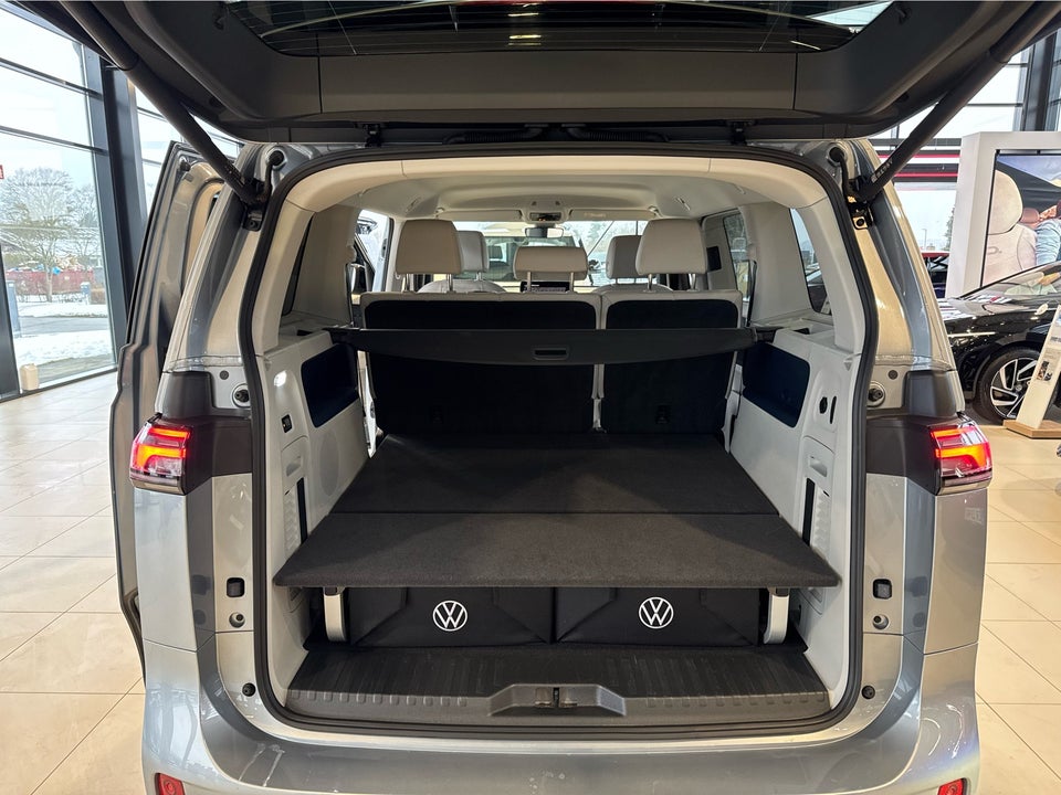 VW ID.Buzz 77 Style SWB 5d